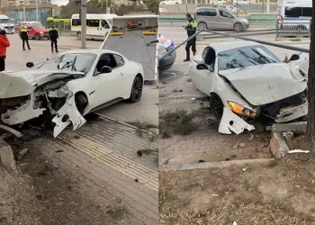 Kaza yapan otomobil kullanılamaz hale geldi