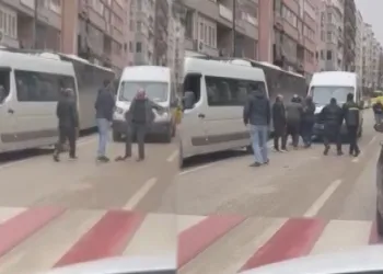 Bursa’da şoförlerin yol verme kavgası