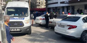 Muğla’da bıçaklı, silahlı kavga