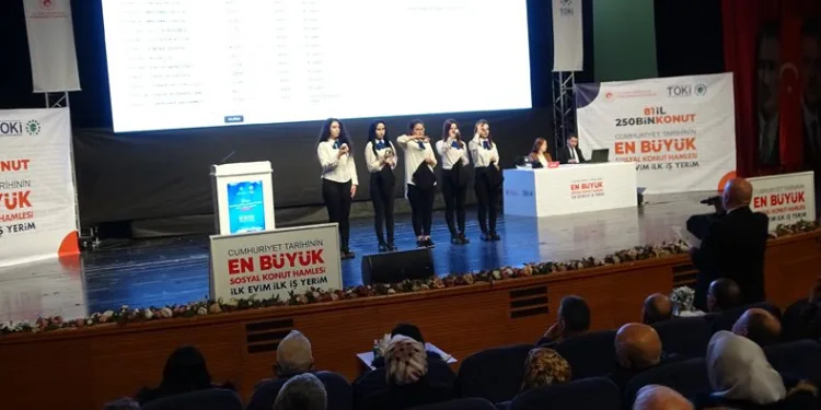 Bursa’da TOKİ kura heyecanı