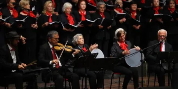 Aktif Yaşlı Merkezi sanatla tazelendi
