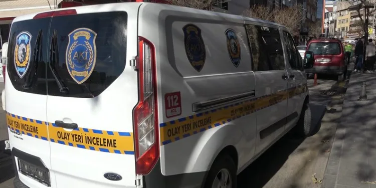Kırıkkale’de 3. kattan düşen yaşlı adam hayatını kaybetti