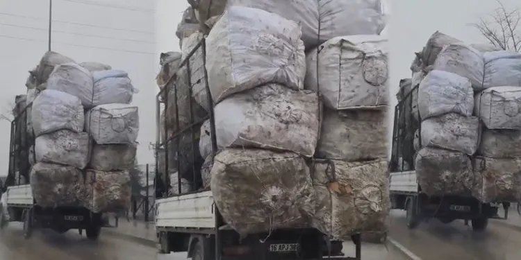 Bursa’da trafikte tehlikeli taşımacılık