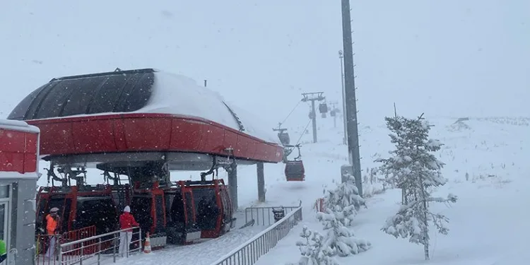 Erciyes’te kar sevinci