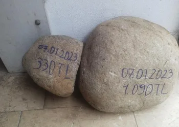 Fındık çuvalında taşları sattı