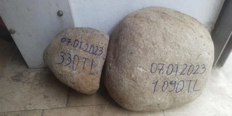 Fındık çuvalında taşları sattı