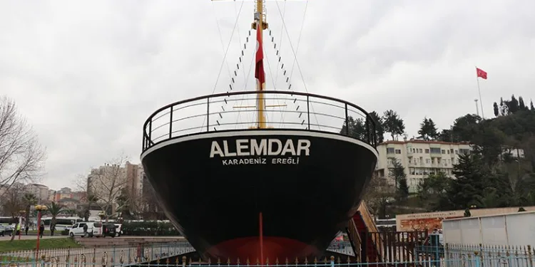 Gazi Alemdar şehitleri anıldı