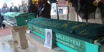 Kuyuya düşen baba ve oğula acı veda