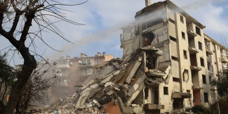 Bursa’da 1050 Konutlar’da dönüşüm başladı