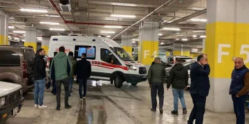Otoparkta boğazından kesilmiş halde bulundu