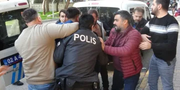 Adıyaman’da iki aile arasında palalı, satırlı kavga: 10 gözaltı