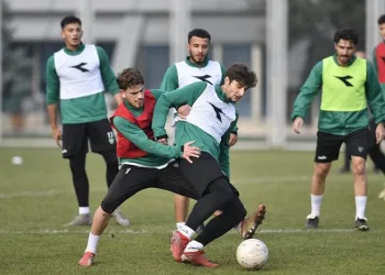 Bursaspor’da hazırlıklar devam ediyor
