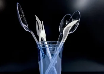 Tek kullanımlık plastiklere yasak geliyor
