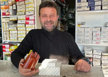 Satış yapan esnafın yüzü güldü