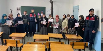 Harmancık’ta kadınlara KADES tanıtıldı