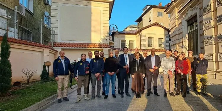 Bulgar arama-kurtarma ekibi ülkesine geri döndü