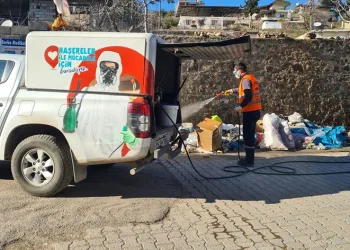 Afet bölgesine ilaçlama desteği