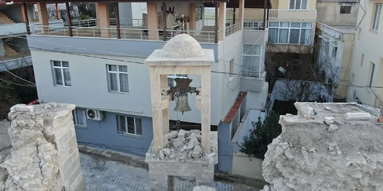 700 yıllık Ortodoks Kilisesi depremde yıkıldı
