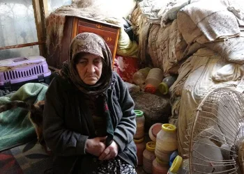 Depremzede kapkaça uğradığını anlattı