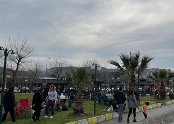 Vatandaşlar Filyos sahiline akın etti