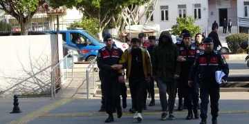 Uyuşturucuyla yakalandı, ‘Depremzedeleri taşıyorum’ dedi