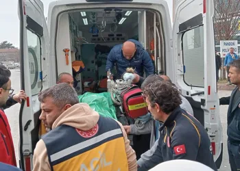 Eşya almaya çıkıp enkazda kaldılar