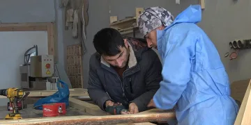 Deprem bölgesine prefabrik ev üretiyorlar