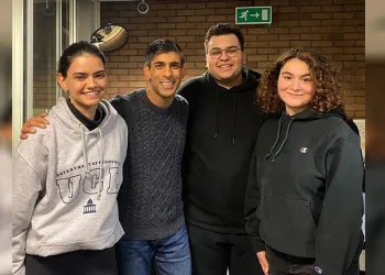 Rishi Sunak, depremzedeler için bağış yaptı