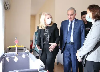 UNİCEF Direktörü depremzede çocukları ziyaret etti