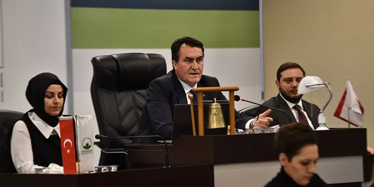 Deprem bölgesine Osmangazi eli