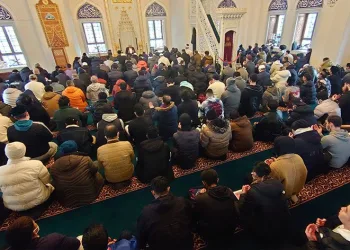 Tokyo Camii’nde cenaze namazı kılındı