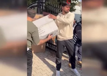 Gökhan Zan deprem bölgesinde