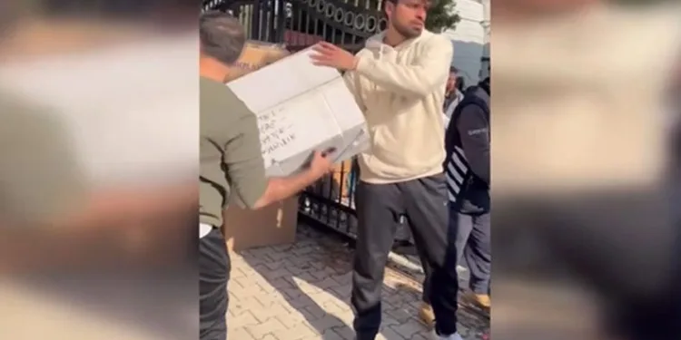 Gökhan Zan deprem bölgesinde