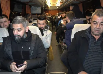 Kuaförler depremzedeler için yola çıktı