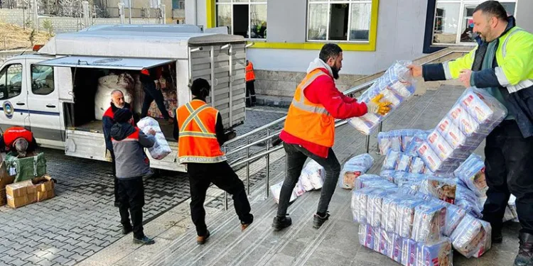 Gezici ekipler tüm ihtiyaçları karşılıyor