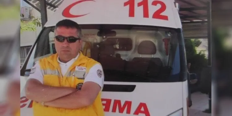 Ambulans şoförü babasını katletti