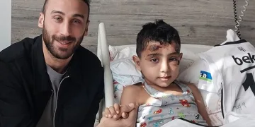 Cenk Tosun, formasını isteyen Cavit’le buluştu