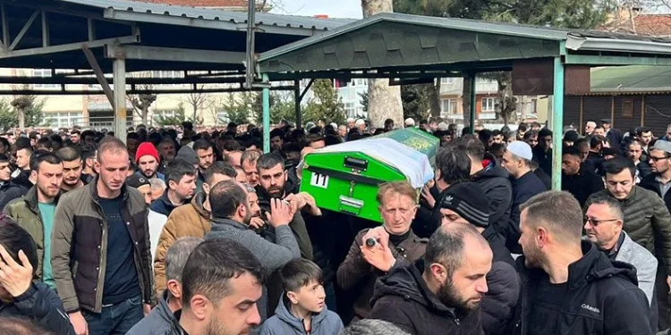 Hayatını kaybeden genç kaleci toprağa verildi