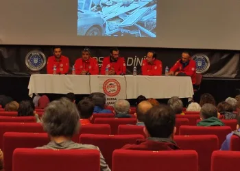 Deprem bölgesinden dönen ekip yaşadıklarını anlattı