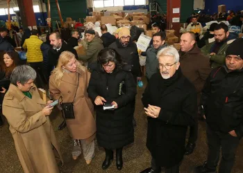 Nilüfer’de yardım seferberliği sürüyor