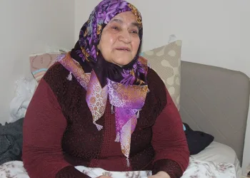 “Hayallerimizi gömdük yaşıyoruz”