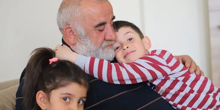Ağzında tütünle enkazdan çıkmıştı, o anları anlattı