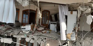 Hatay’da hasarlı evlerin içi görüntülendi
