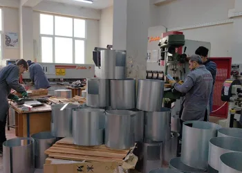 İnegöl’de öğrencilerinden soba seferberliği
