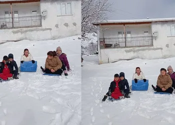 Köyde çocukların kayak keyfi