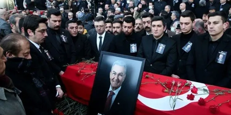 Deniz Baykal, son yolculuğuna uğurlandı
