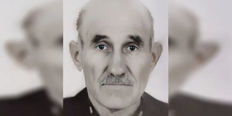 Ahırda yaşlı adamın cansız bedeni bulundu