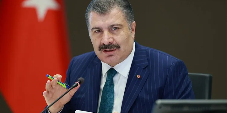 Deprem bölgesine 18 bin 890 sağlık personeli görevlendirildi