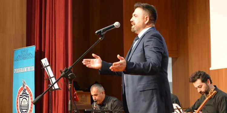 Orhangazi’de türkü şöleni