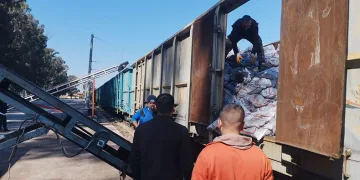 Deprem bölgesine kömür sevkiyatı